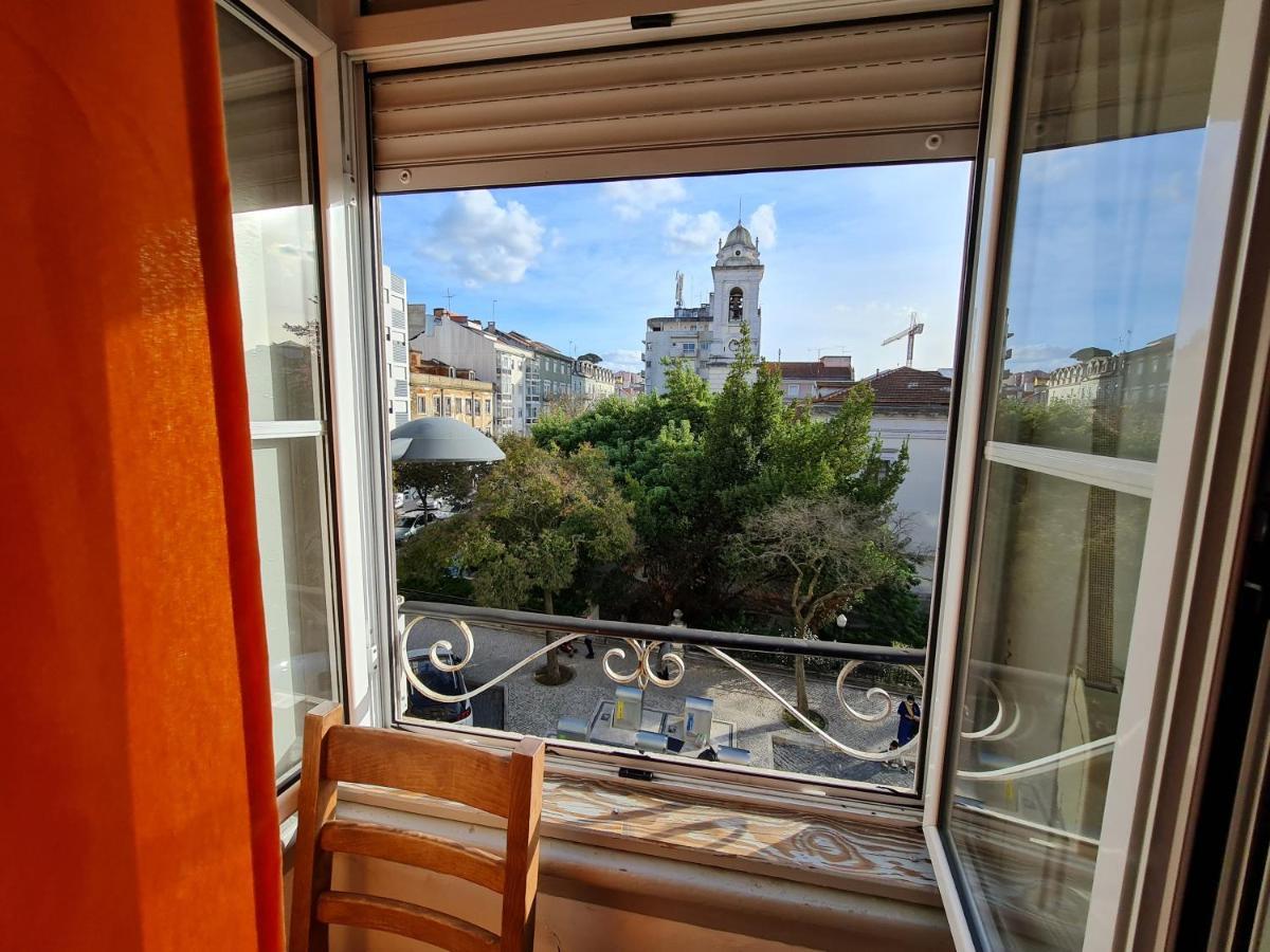 Bed & Breakfast Shangri-La Hostel Anjos Lisbon