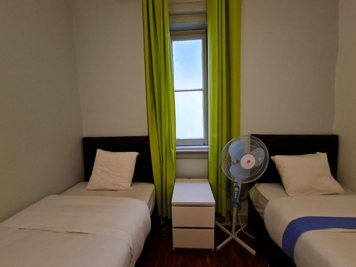 Shangri-La Hostel Anjos 2* Lisbon