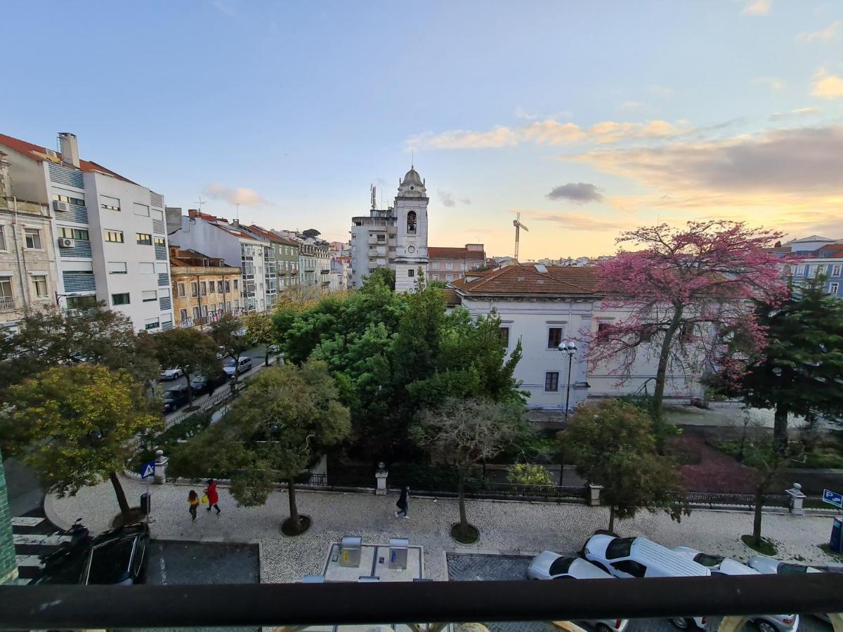 Shangri-La Hostel Anjos Bed & Breakfast Lisbon