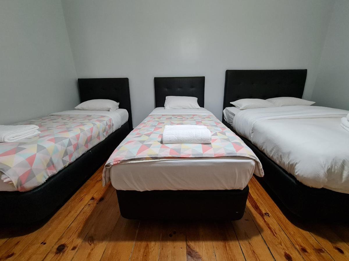 Bed & Breakfast Shangri-La Hostel Anjos